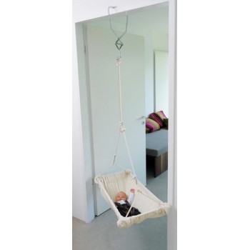 DOOR CLAMP – innowacyjna klamra do montażu hamaków niemowlęcych